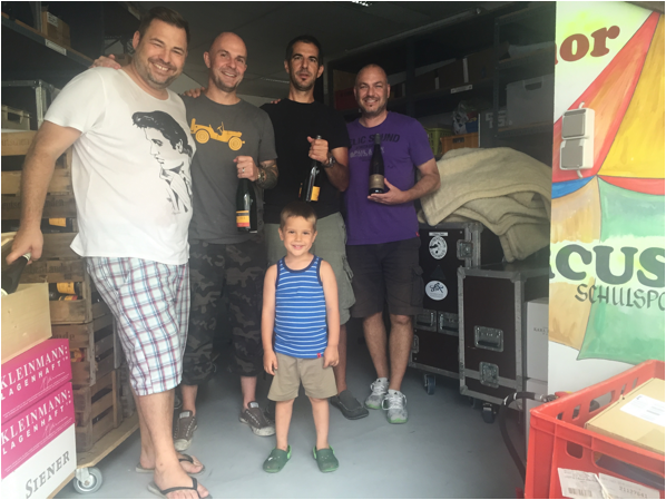 Beschreibung: Macintosh HD:Users:Mischa:Desktop:IMG_5802.jpg